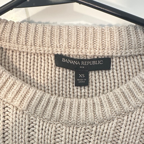 Banana Republic Beige Cable Knit Sweater XS - Picture 3 of 4